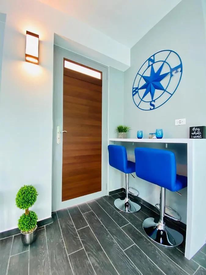 Modern Pool Suite @ Pasavento In 아과디야